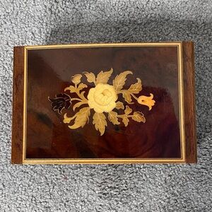 Vintage Italy Wood Inlay Musical Jewelry Box Plays Isola Di Capri Tested